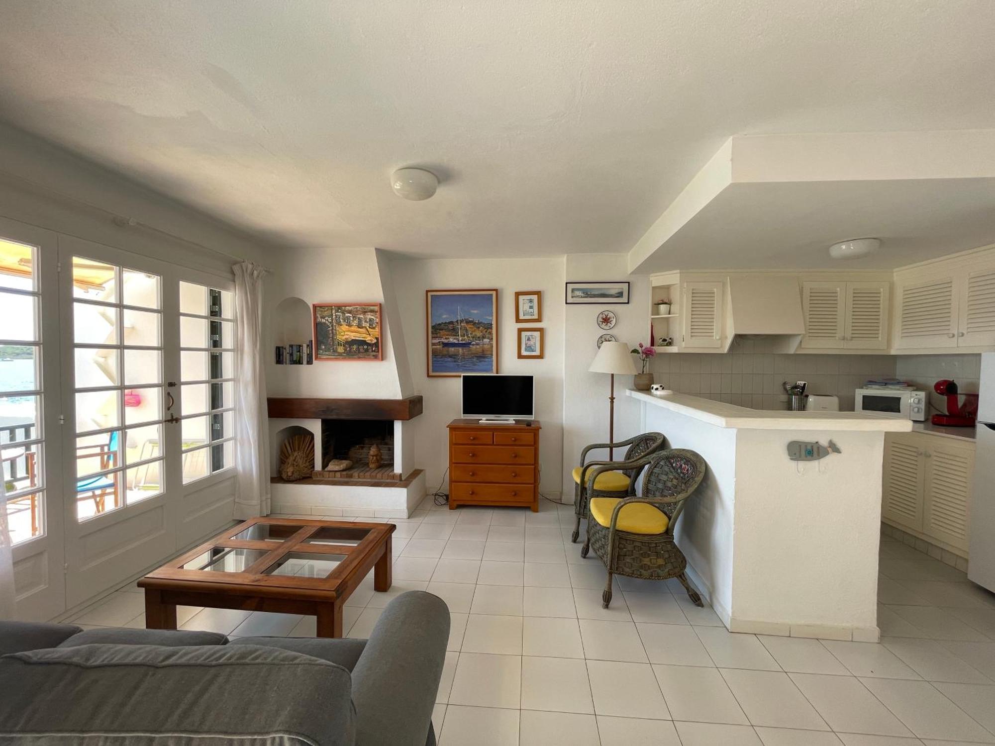 Es Castell 1 7 By Som Menorca Apartman Fornells  Kültér fotó